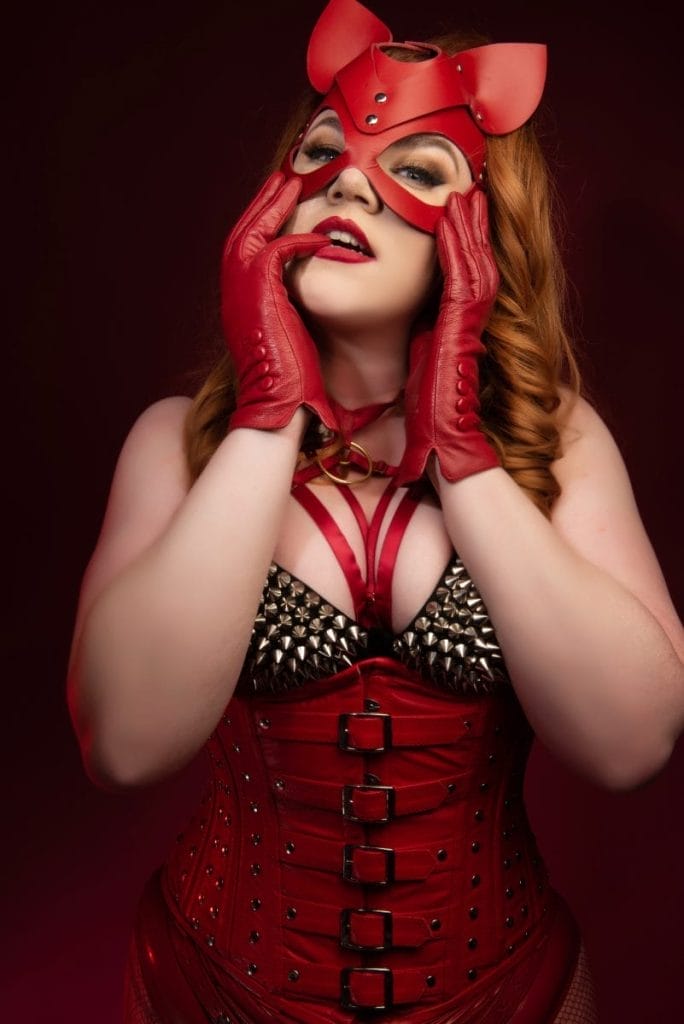 Submit to The Mistress Envy. South West England dominatrix. FemDom sessions in London, Somerset and Devon.